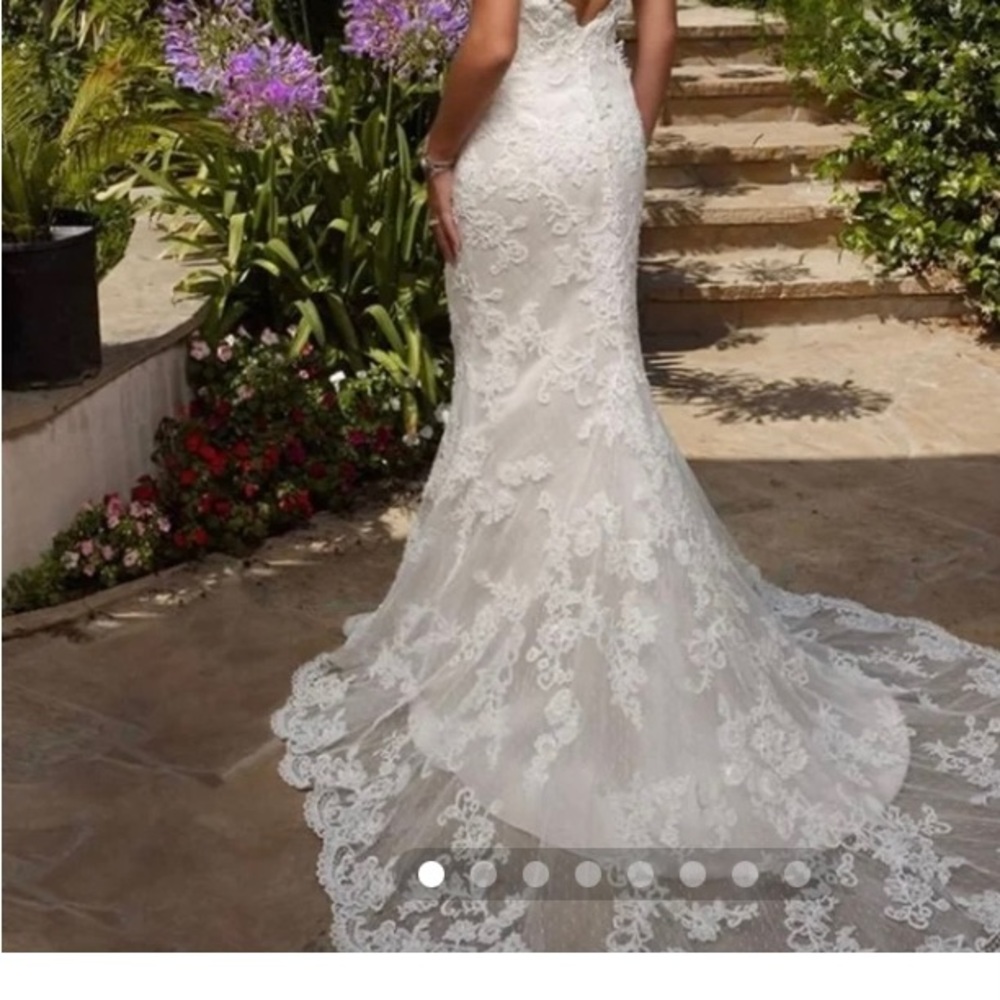Casablanca 1975 Wedding Dress
